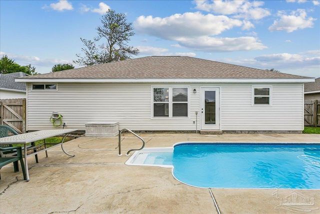 5594 Fawn Ridge Dr, Gulf Breeze, FL 32563