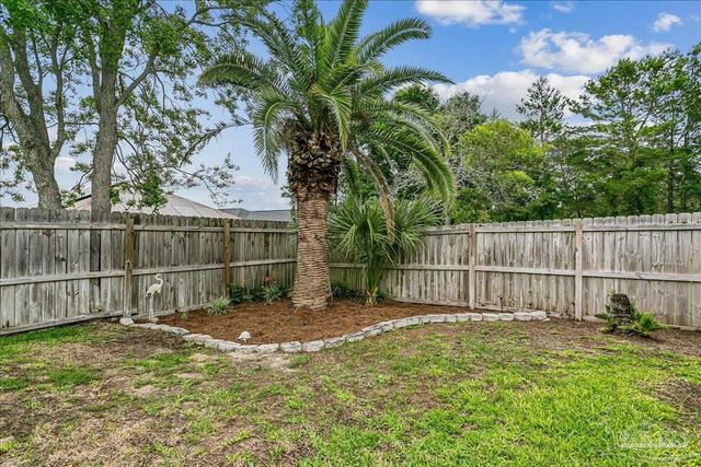 5594 Fawn Ridge Dr, Gulf Breeze, FL 32563