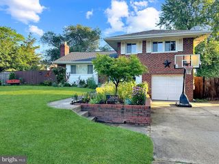 3804 LAKOTA RD, Alexandria, VA 22303