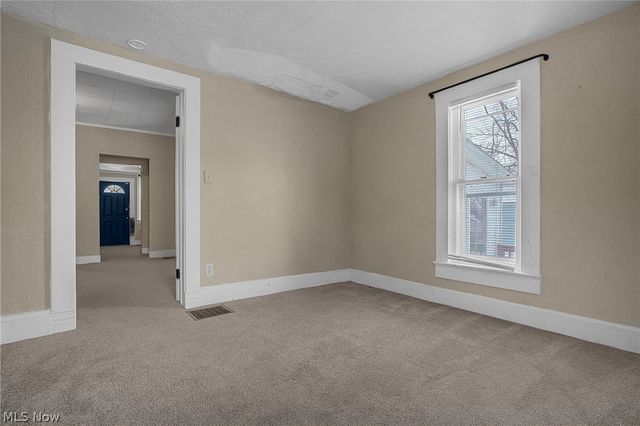 301 Locust Street, Mount Vernon, OH 43050