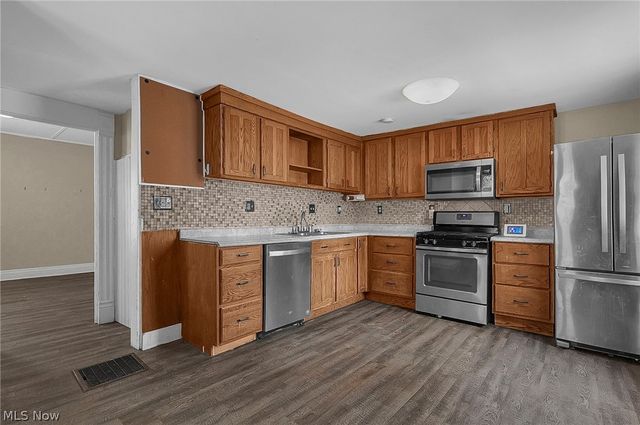 301 Locust Street, Mount Vernon, OH 43050