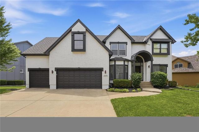 13206 NOLAND Street, Overland Park, KS 66213