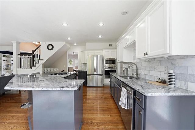 13206 NOLAND Street, Overland Park, KS 66213