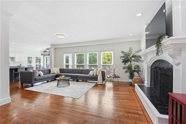 13206 NOLAND Street, Overland Park, KS 66213