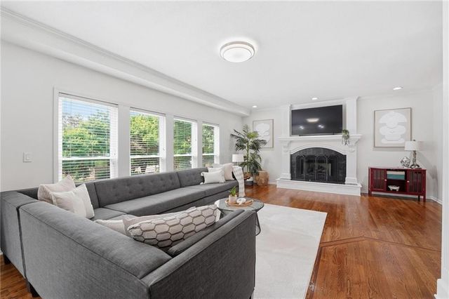 13206 NOLAND Street, Overland Park, KS 66213