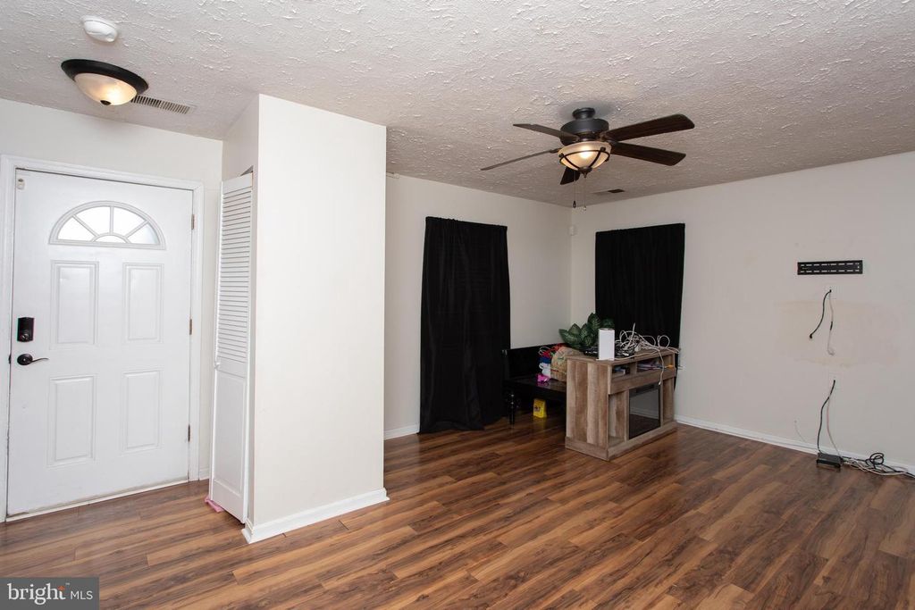 Image 11 of property listing at 773 HATFIELD CT, Waldorf, MD 20602