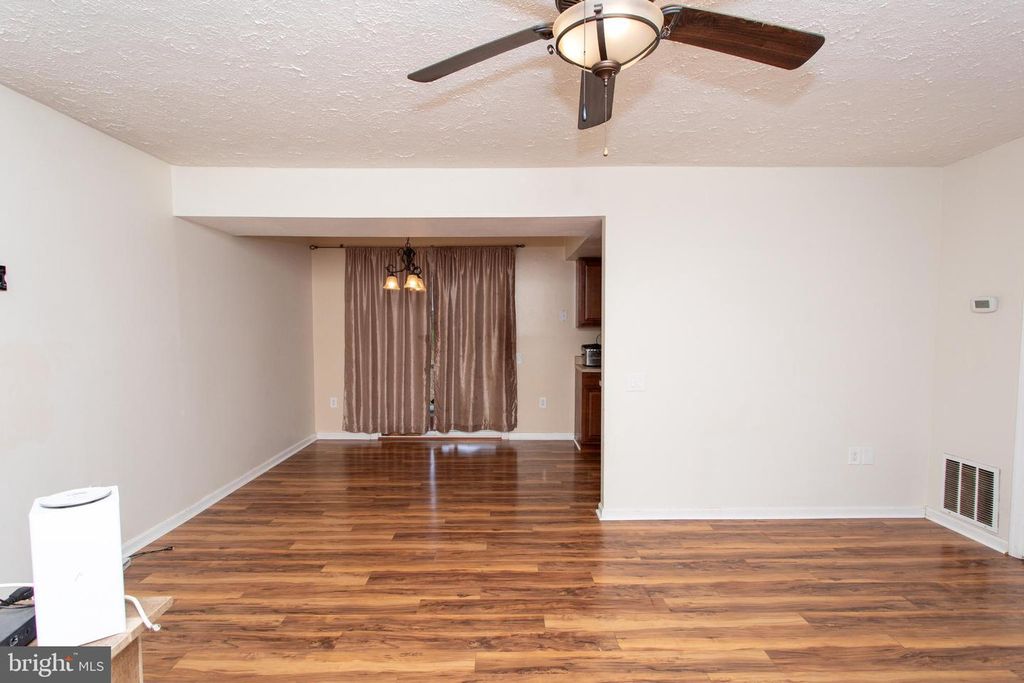 Image 14 of property listing at 773 HATFIELD CT, Waldorf, MD 20602