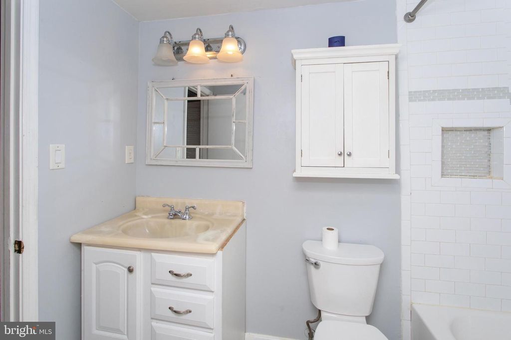 Image 19 of property listing at 773 HATFIELD CT, Waldorf, MD 20602