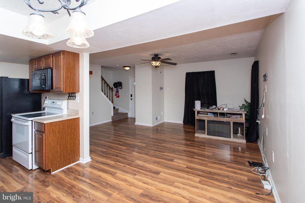 Image 9 of property listing at 773 HATFIELD CT, Waldorf, MD 20602