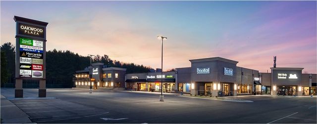 3003 Oakland Drive, Kalamazoo, MI 49008