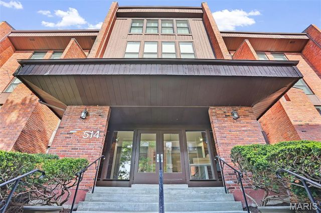 514 Coeur De Royale Drive 205, Creve Coeur, MO 63141