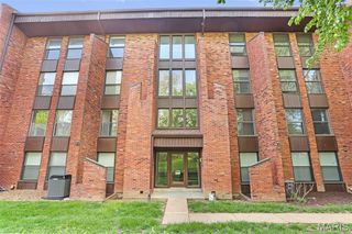 514 Coeur De Royale Drive 205, Creve Coeur, MO 63141