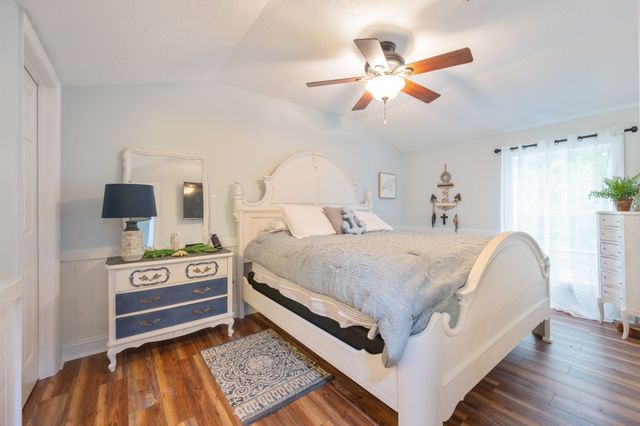 91 Creekside View Ln, Decaturville, TN 38329