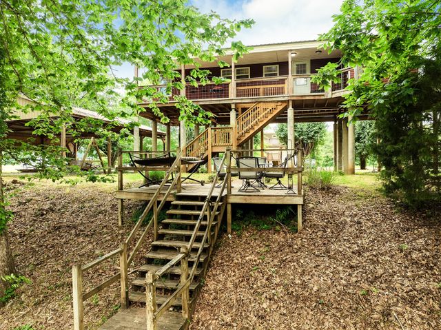 91 Creekside View Ln, Decaturville, TN 38329