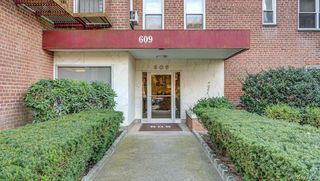 609 Palmer Road 3M, Yonkers, NY 10701