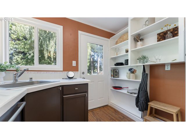 2908 E MCLOUGHLIN Blvd, Vancouver, WA 98661
