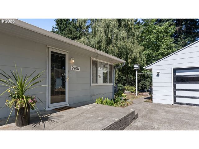 2908 E MCLOUGHLIN Blvd, Vancouver, WA 98661