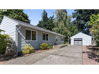 2908 E MCLOUGHLIN Blvd, Vancouver, WA 98661