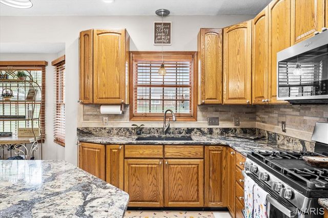 4 Red Cedar Court, Belleville, IL 62220