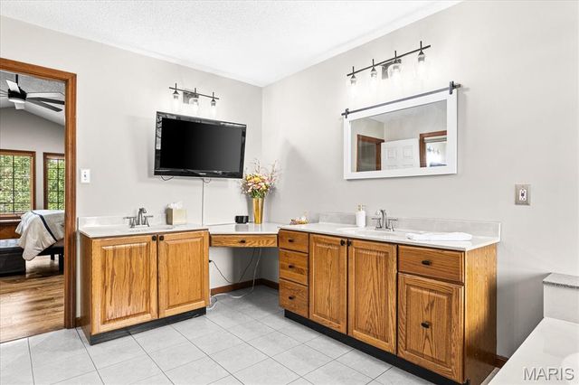 4 Red Cedar Court, Belleville, IL 62220