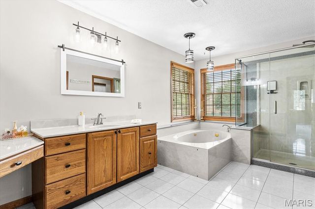 4 Red Cedar Court, Belleville, IL 62220