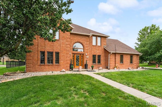 4 Red Cedar Court, Belleville, IL 62220