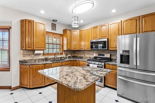 4 Red Cedar Court, Belleville, IL 62220