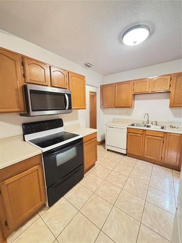 4830 16TH AVENUE N, St Petersburg, FL 33713