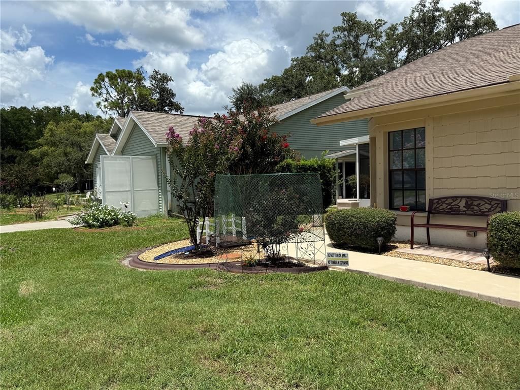Image 2 of property listing at 11728 ASPENWOOD DRIVE, New Port Richey, FL 34654