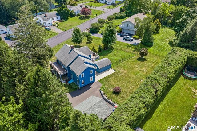 34 Lake Avenue, Trumbull, CT 06611