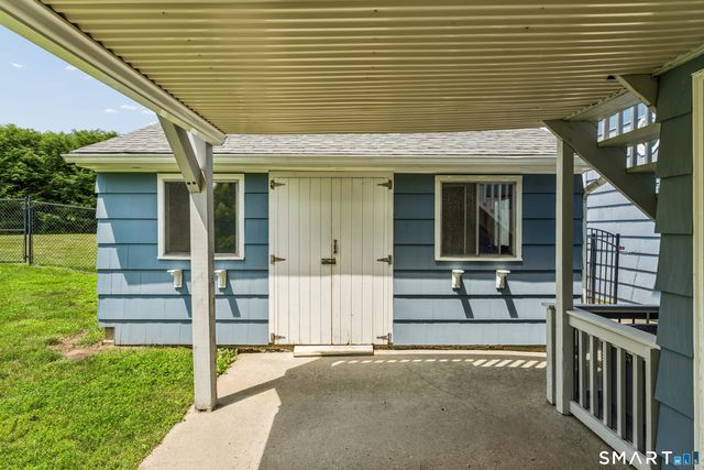 34 Lake Avenue, Trumbull, CT 06611