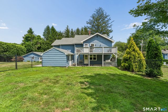 34 Lake Avenue, Trumbull, CT 06611