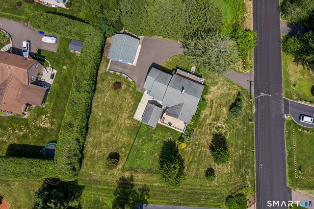34 Lake Avenue, Trumbull, CT 06611