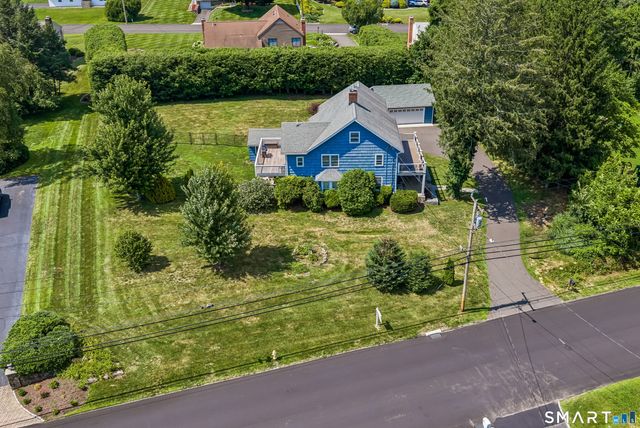 34 Lake Avenue, Trumbull, CT 06611