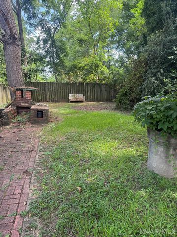2038 Carlo Street, Montgomery, AL 36108