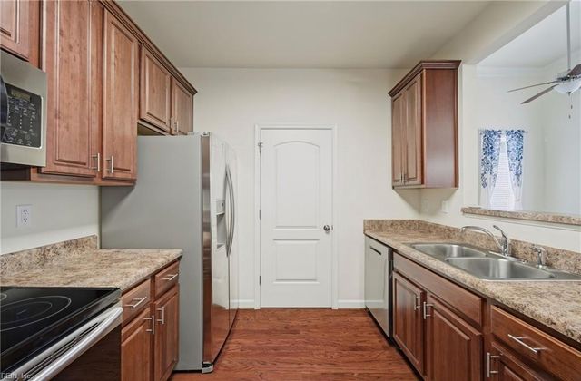 1029 Warrington BLVD, Chesapeake, VA 23320