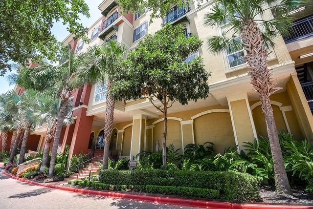 1711 Old Spanish Trail 117, Houston, TX 77054