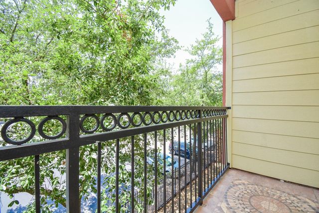 1711 Old Spanish Trail 117, Houston, TX 77054