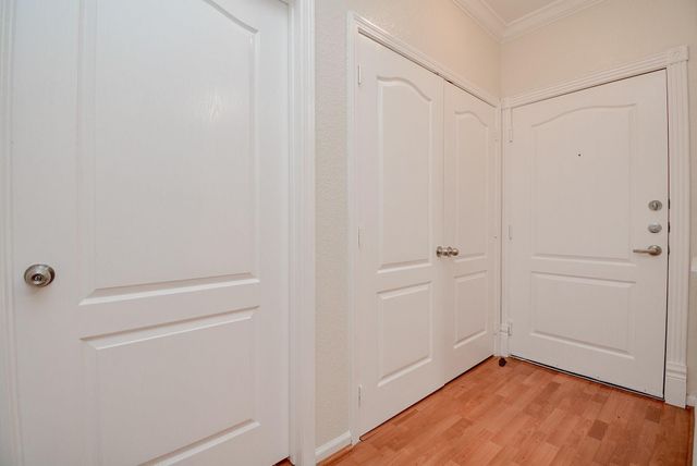 1711 Old Spanish Trail 117, Houston, TX 77054