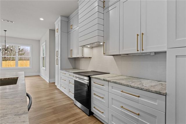 47 Mangum Lane, Pendergrass, GA 30567