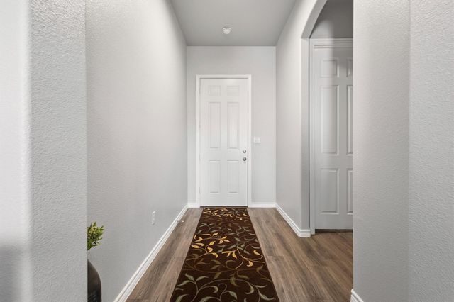 808 E 6th Street, Bonham, TX 75418