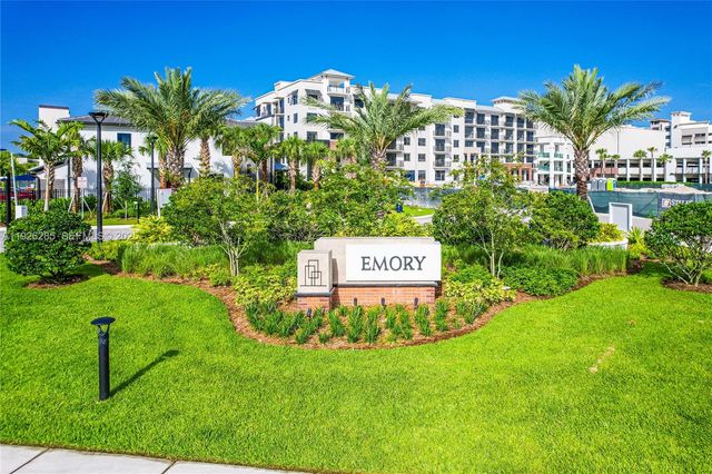 8356 NW 7th Pl, Plantation, FL 33324