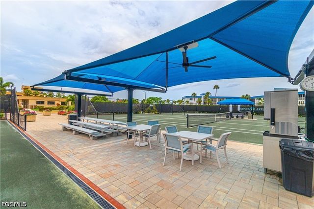 1700 Pine Valley DR 207, Fort Myers, FL 33907