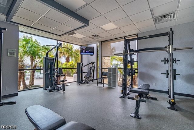 1700 Pine Valley DR 207, Fort Myers, FL 33907