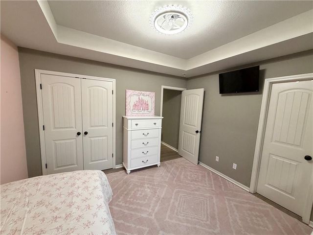 1406 NE 107th Terrace, Kansas City, MO 64155
