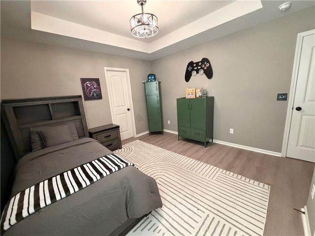 1406 NE 107th Terrace, Kansas City, MO 64155