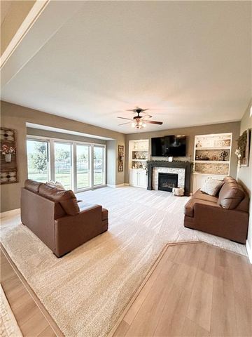 1406 NE 107th Terrace, Kansas City, MO 64155