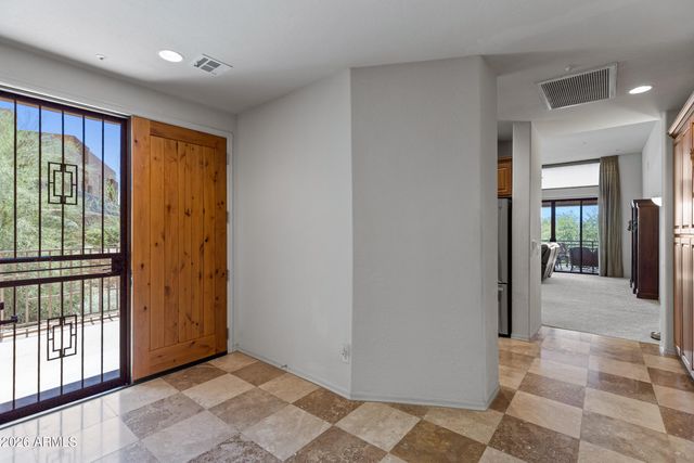 17025 E LA MONTANA Drive 105, Fountain Hills, AZ 85268