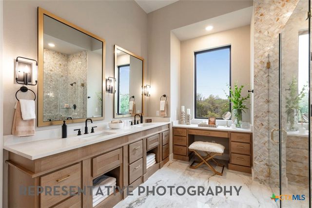 429 Tinctoria Creek Drive, Kyle, TX 78640