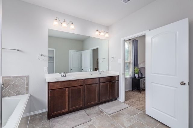 5611 Claymore Meadow Lane, Spring, TX 77389